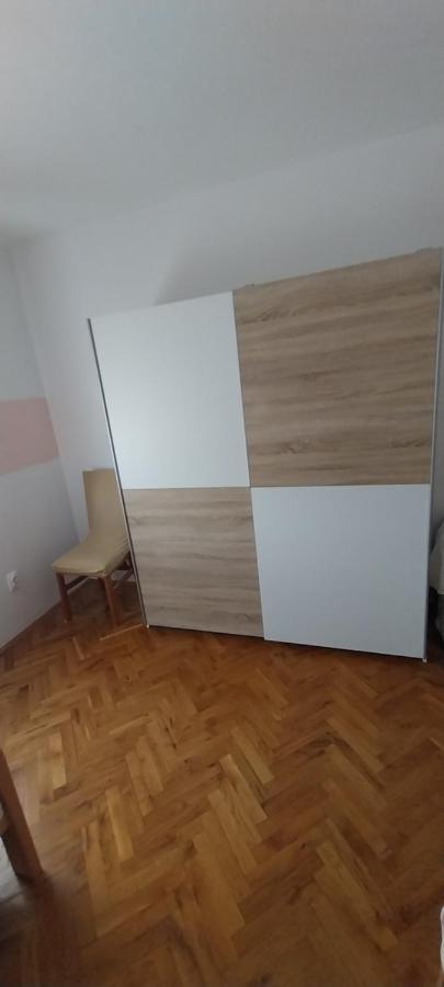 Kuca Za Odmor Varos Villa Vrlika Exterior foto