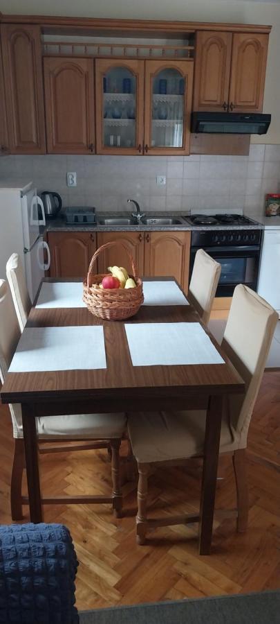 Kuca Za Odmor Varos Villa Vrlika Exterior foto