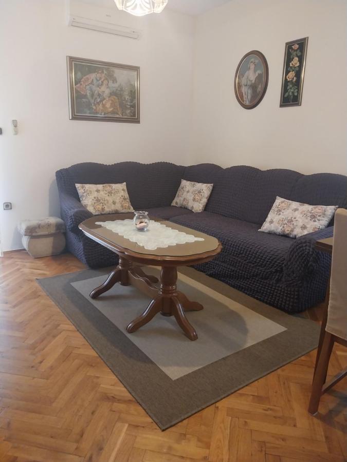 Kuca Za Odmor Varos Villa Vrlika Exterior foto